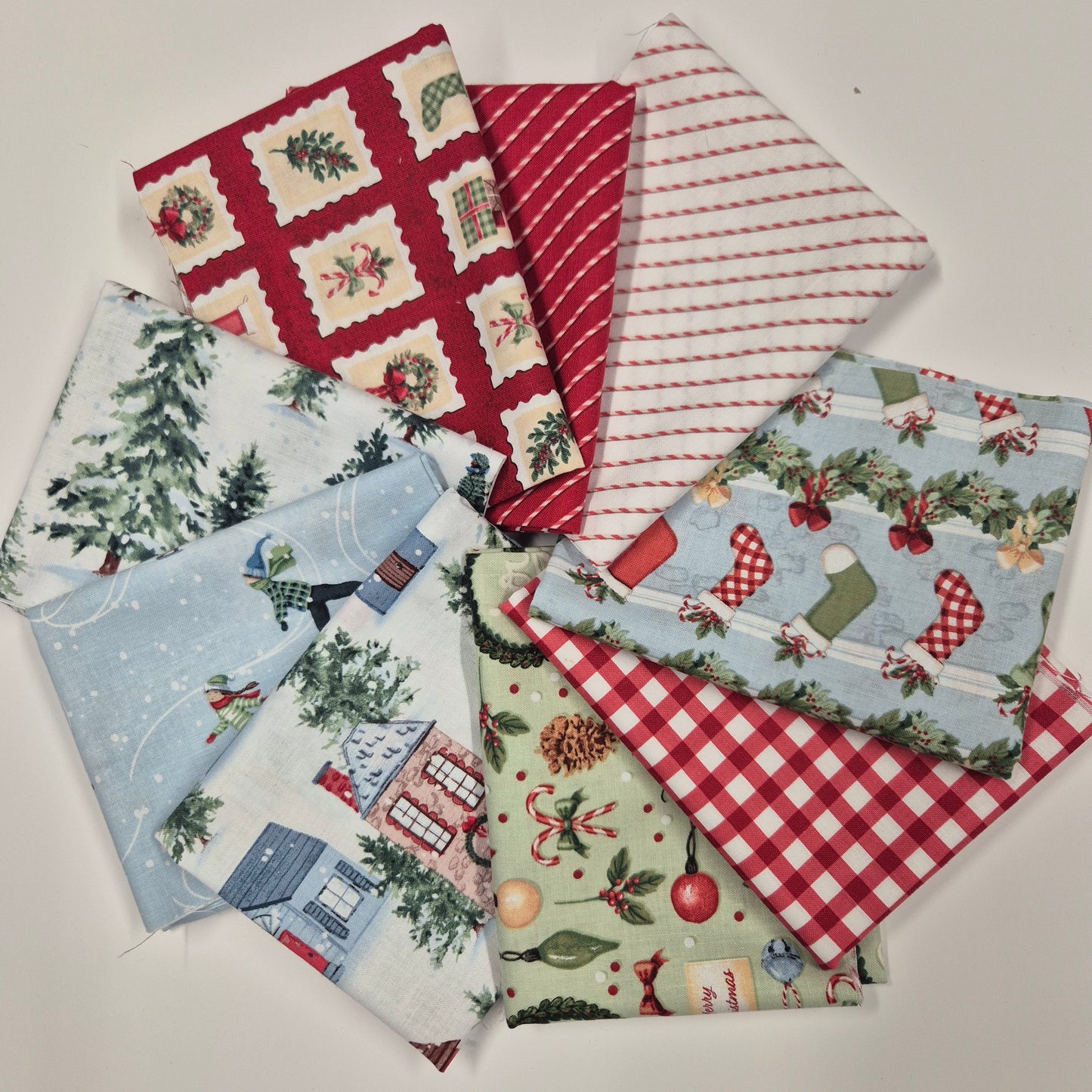Christmas Village - Fat Quarter Set