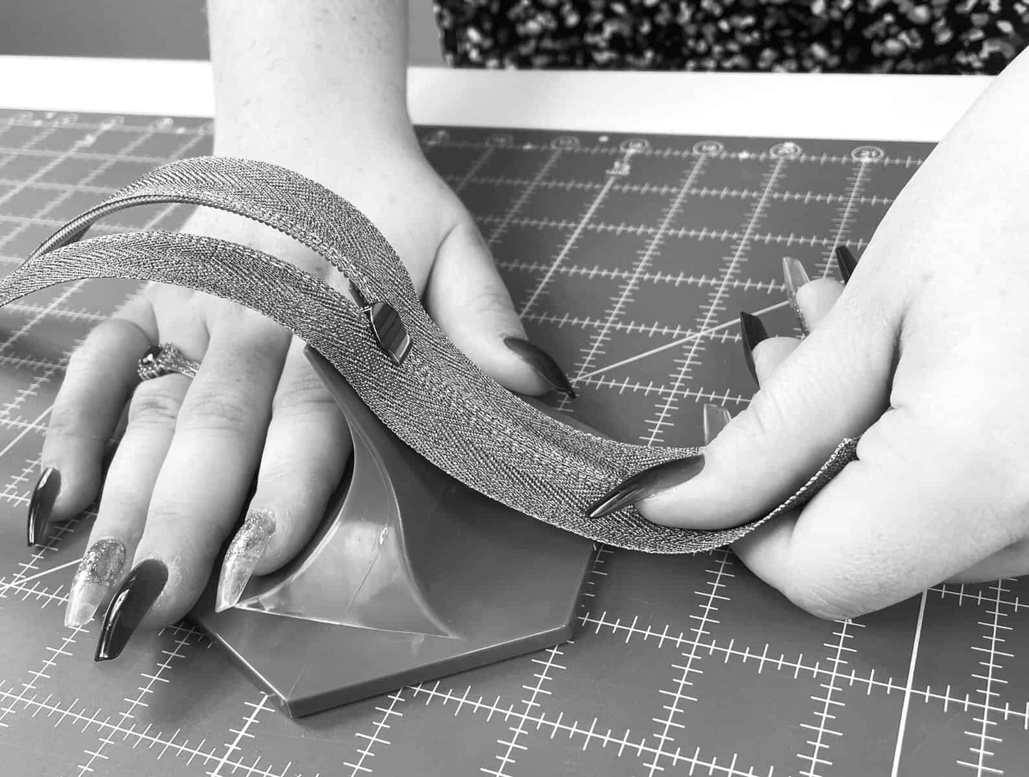 Handy Zipper Jig - Zipper-Einfädler
