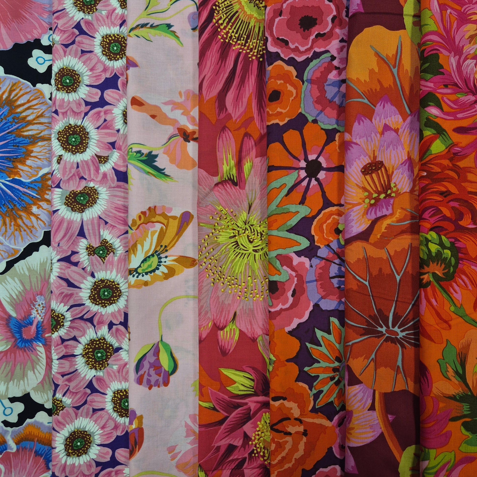 Kaffe Fassett Layer Cake - Blumenstoffe-Auswahl III - Quiltwerkstatt Dresden Stoff Quiltwerkstatt Dresden
