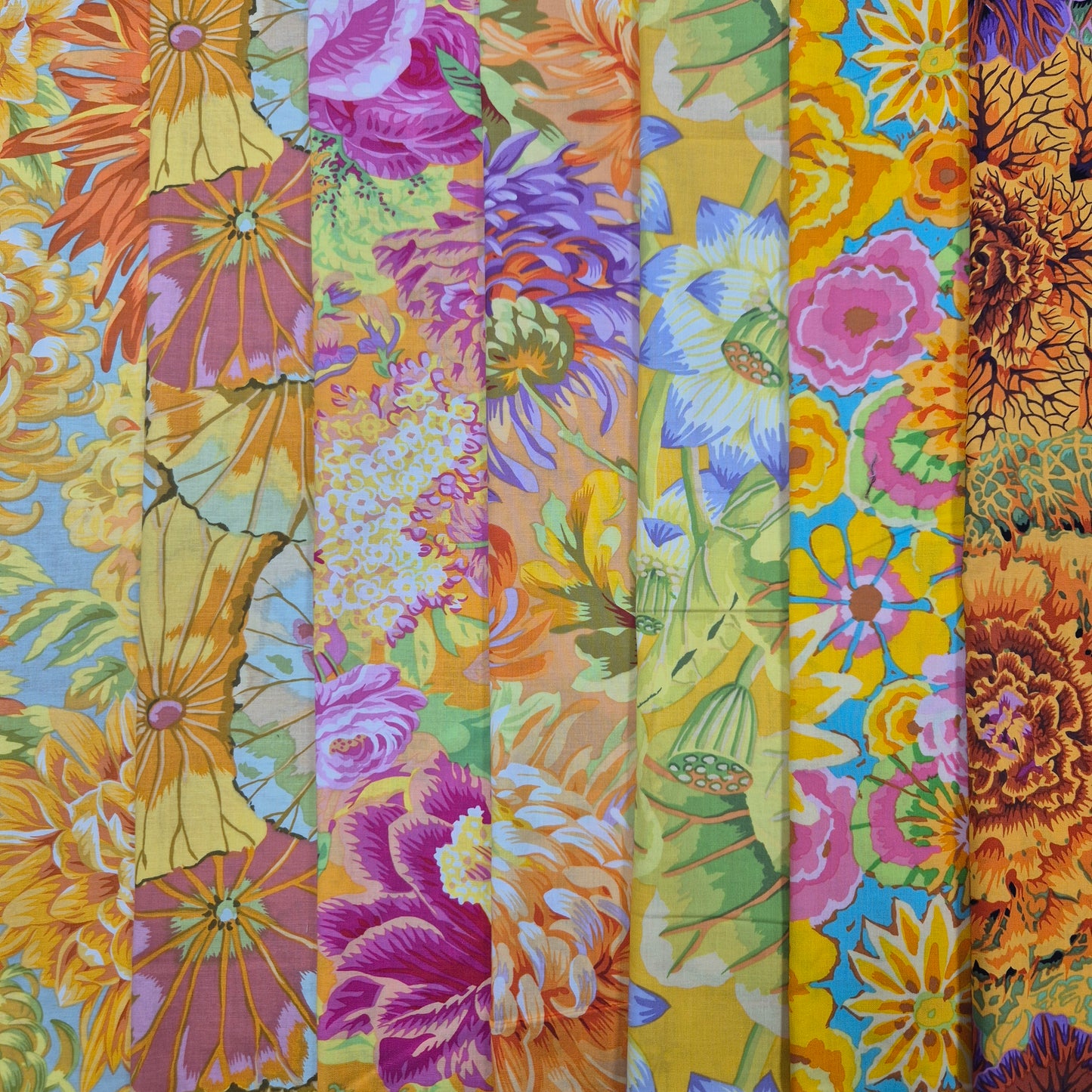 Kaffe Fassett Layer Cake - Blumenstoffe-Auswahl III - Quiltwerkstatt Dresden Stoff Quiltwerkstatt Dresden