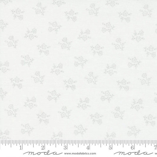 Low Volume Moda - Mix It Up - Flower Bunch - Off White Gray Stoff Moda Fabrics
