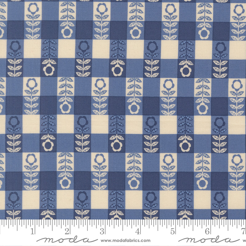 The Henhouse Flower Plaid Cobalt 48436 17 Moda Gingiber Stoff Moda Fabrics