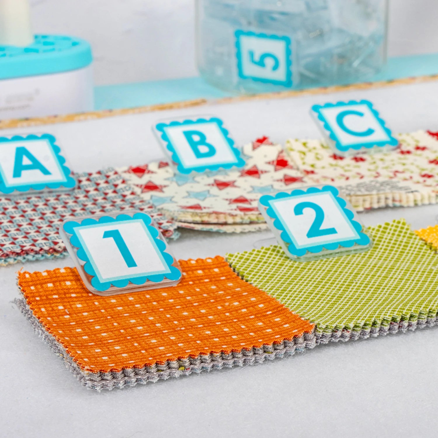 AlphaClippies – Stoff-Organisations-Clips It's Sew Emma