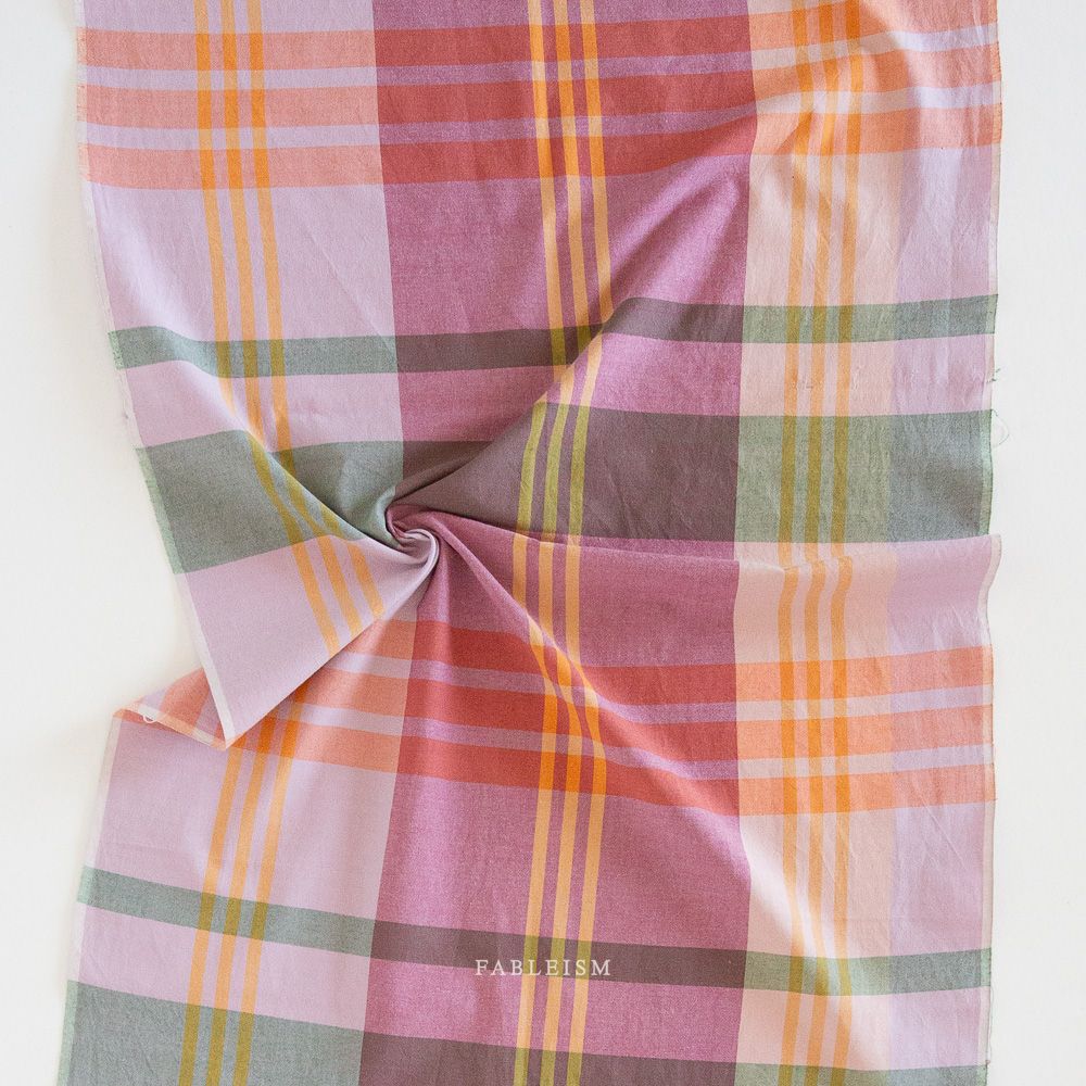 Fableism Wovens - Lumiere - Amaranth Stoff Fableism