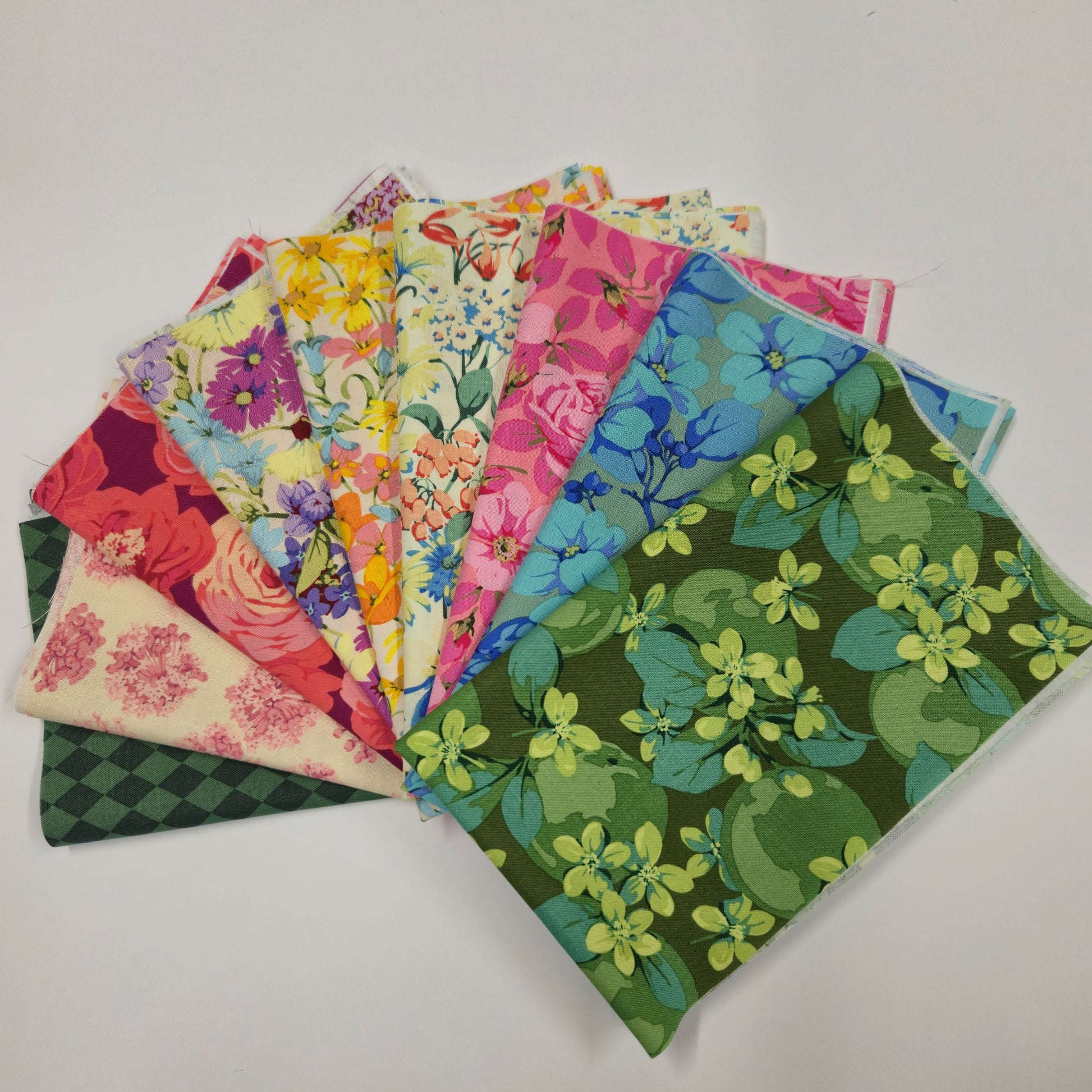 Nation of Flowers by Martha Negley - 17 Fat-Quarter Stoff Quiltwerkstatt Dresden