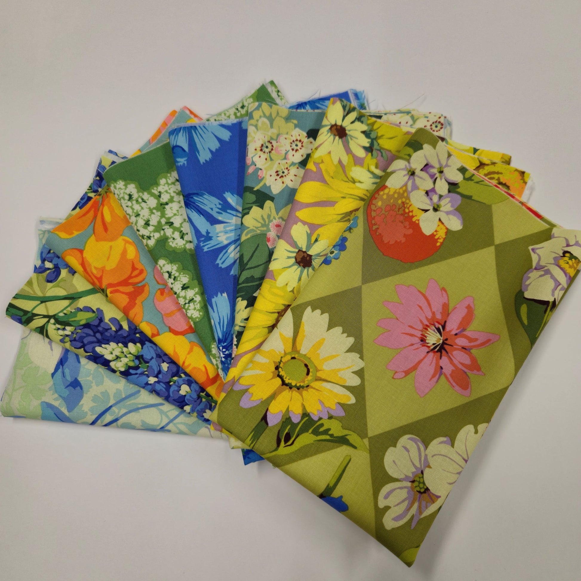 Nation of Flowers by Martha Negley - 17 Fat-Quarter Stoff Quiltwerkstatt Dresden