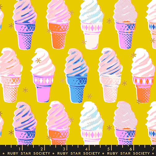Best Day Ever - Ice Cream - Metallic Golden RS0105 13M Quiltwerkstatt Dresden