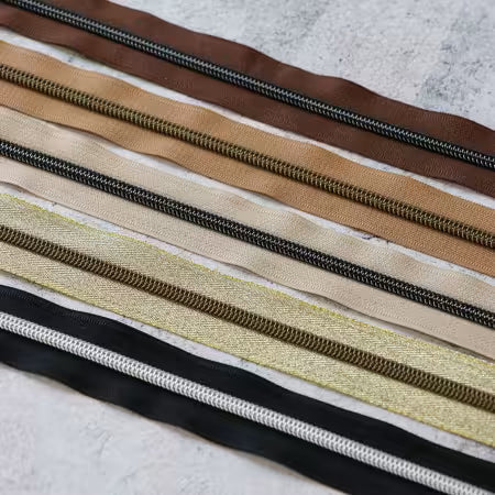 Zipper Bundle - Vintage Modern - 5 x 1 yard + Zipper Sallie Tomato