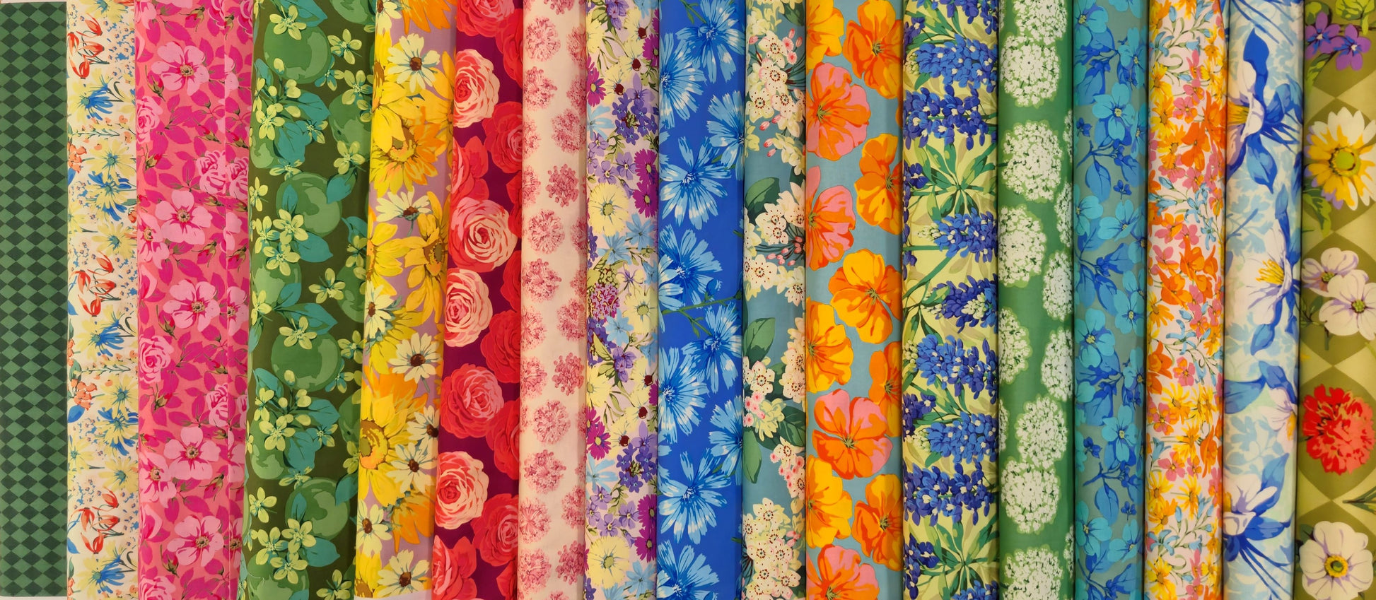 Nation of Flowers by Martha Negley - 17 Fat-Quarter Stoff Quiltwerkstatt Dresden